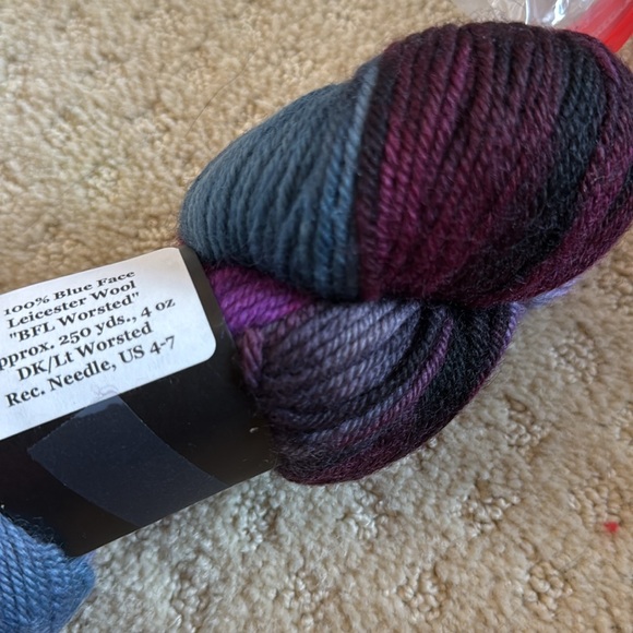 mosaic moon wool skein yarn - Picture 4 of 4